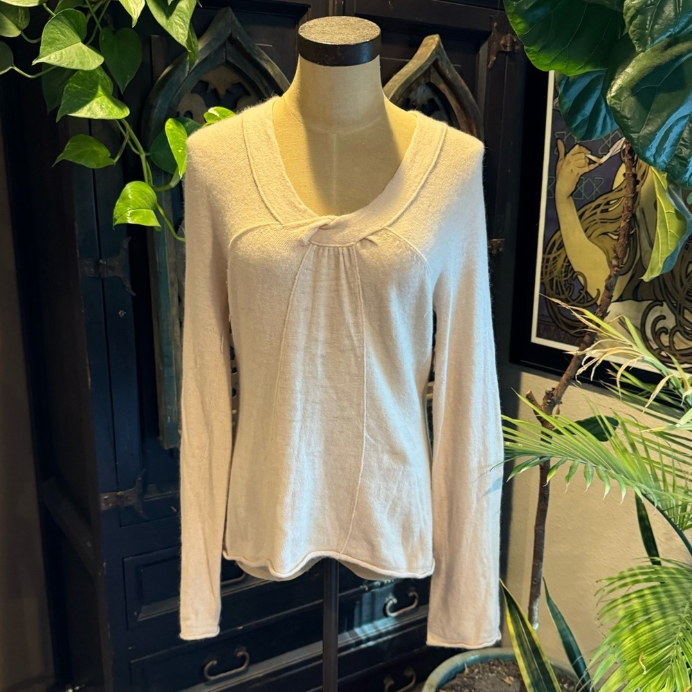 Anthropologie Sparrow Love Knot Angora & Wool Blend Cream Pull Over Sweater